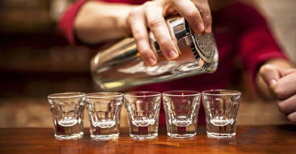 Stoppt fir Alkohol kann gedronk sinn